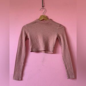 💖PINK RIBBED TURTLE NECK FORM FITTING CROP TOP💖